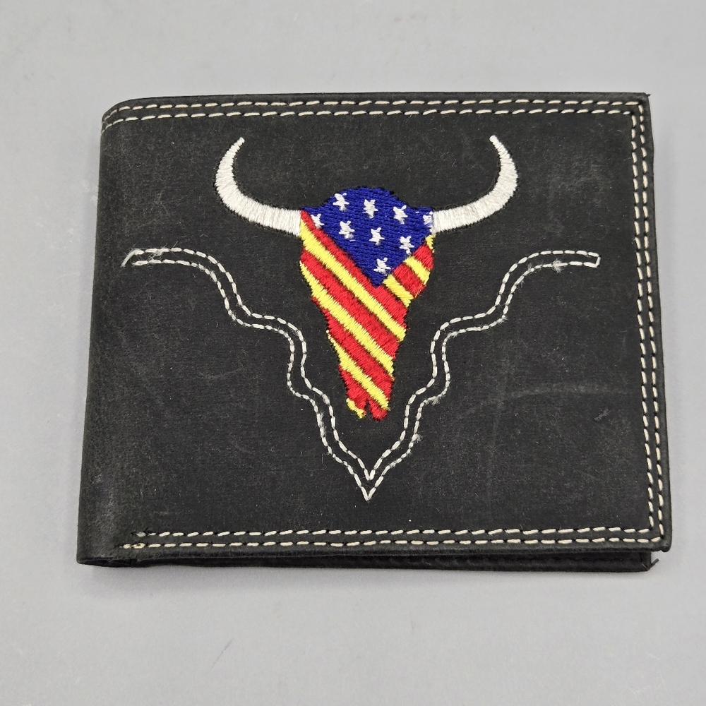 Black Men Wallet with Embroidered Bull Design By American Bison